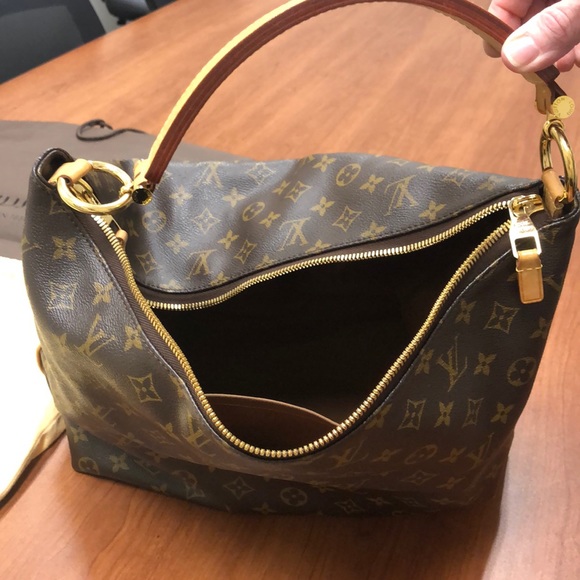 Louis Vuitton Bag - Picture 4 of 9